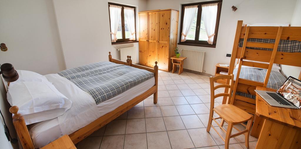 Hotel Gallo Cedrone Valdisotto Pokoj fotografie